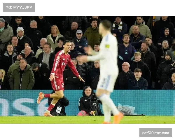 埃基蒂克禁区灵动摆脱射门，红军球迷高呼新国王